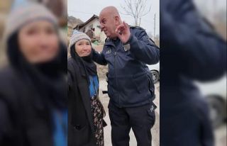 Polis Memuru Mustafa Şahin, Şehri Teyze’nin umre...