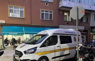 Pompalı tüfekle balkondan böyle ateş etti