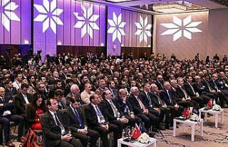 Rektör Hacımüftüoğlu, savunma sanayii buluşmalarına...