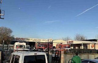 Sakarya’da çit sistemleri üretim tesisinde yangın