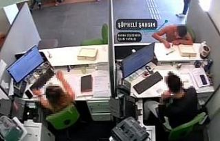 Sazan sarmalı yöntemiyle dolandırıcılık yapan...