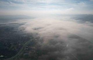 Sazlıdere Barajı’nı kaplayan sis havadan görüntülendi