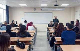 Sektör temsilcilerinden üniversiteli öğrencilere...