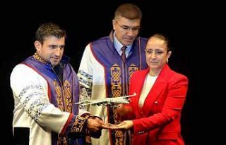 Selçuk Bayraktar’a iki üniversiteden fahri doktora...