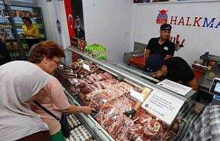 Selçuk Halk Mark-ET’te aile bütçesine indirim...