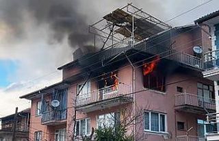 Simav’da korkutan ev yangını