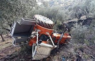 Söke’de traktör devrildi: 1 ağır yaralı