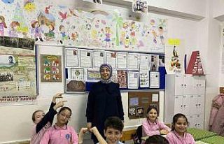 Suriyeli çocuğun sınıf arkadaşlarına vedası...