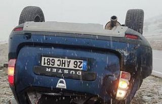 Takla atan araçta 1 kişi yaralandı