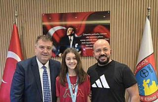 Taksici babanın kızından büyük gurur