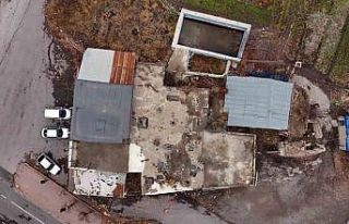 Tarihî Deveci Hamamı bakımsızlıktan yıkılmak...