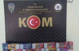 Taşıdığı koliden kaçak sigara çıktı