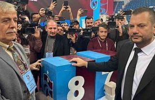 Trabzonspor Başkanı Ertuğrul Doğan oyunu kullandı