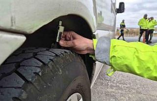 Trafik ekiplerinden sıkı denetim: Kış lastiği...