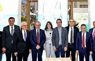 TTİ Turizm Fuarı’nda Çeşme standına yoğun...