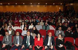 Tunceli’de ’çocukların sesinden şiirler’...