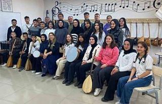 Türk ve Suriyeli depremzede öğrencilerin korosu...