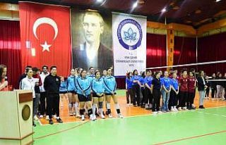 ÜNİLİG Voleybol Bölgesel Lig Müsabakaları ESOGÜ’de...