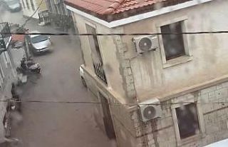 Ünlü tatil merkezi Çeşme’de caddeler göle döndü