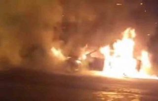 Üsküdar’da otomobil alev alev yandı