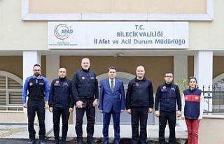 Vali Aygöl, kentte yeni göreve başlayan kaymakamları...