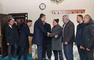 Vali Çelik, Özek ailesine taziye ziyaretinde bulundu