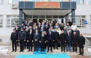 Vali Çiçek’ten Sarıoğlan ve Özvatan ilçesinde...