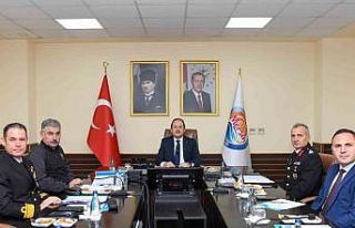 Vali Pehlivan, Asayiş ve Güvenlik Koordinasyon Toplantısına...