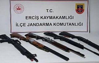 Van’da yasak bölgede avlanan 4 şahsa 75 bin 874...