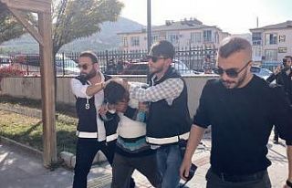 Yaşlı adamı öldürüp karısını yaralayan sanık:...