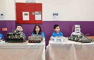 Yerli ve milli savunma sanayii ürünleri miniklere...