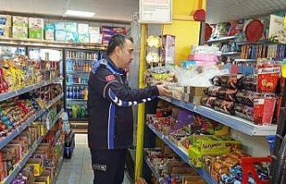 Yumurtalık’ta gıda ve etiket denetimi yapıldı