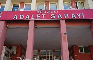 14 yaşındaki kız çocuğunun patron villasında...