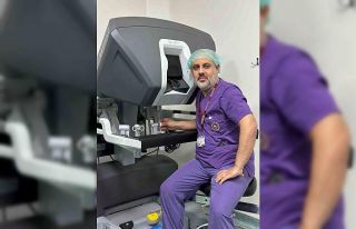 50 sene kalbindeki delikle yaşayan hasta, robotik...