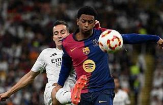 7 gollü maçta Süper Kupa’nın sahibi Barcelona...