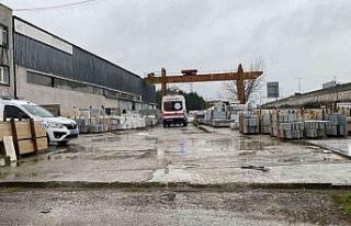 7 metre yükseklikteki vinçten düşen işçi hayatını...