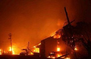 ABD’nin California eyaletindeki yangın yaklaşık...