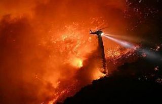 ABD’nin Los Angeles şehrindeki orman yangınlarında...