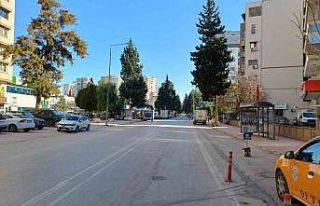 Adana’nın cadde ve sokakları sessizliğe büründü