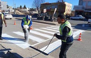Adıyaman’da yaya geçitleri yenileniyor