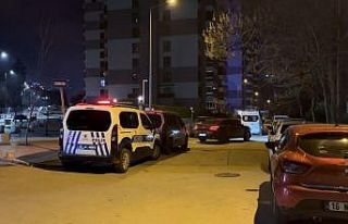 Adres sorduğu kişiyi "Ne demek adresi bilmiyorsun"...