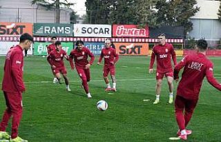 Ahmet Kutucu, Galatasaray formasıyla ilk antrenmanına...