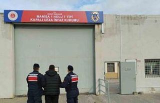 Aranan şahıs yol kontrol noktasında yakalandı