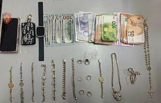 Arnavutluk’ta fuhuş operasyonu: Türk vatandaşı...