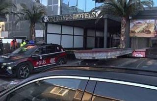 Ataşehir’de otel yangınında 3 kişi hayatını...