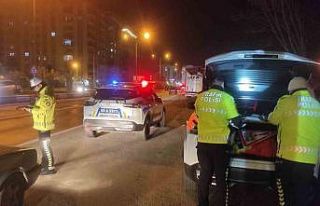 Aydın’da Bölge Trafik Müdürlüğü ekipleri...