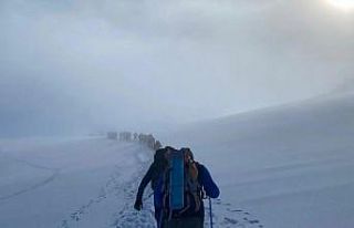 Aydınlı dağcılar Sarıkamış şehitleri için...