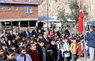 Ayvalı’da karne coşkusu