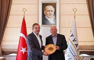 Ayvalıkgücü-Aetos Loutra Ege’de dostluk köprülerini...