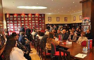 Azerbaycan Devlet Diaspora Komitesi Başkanı Fuad...